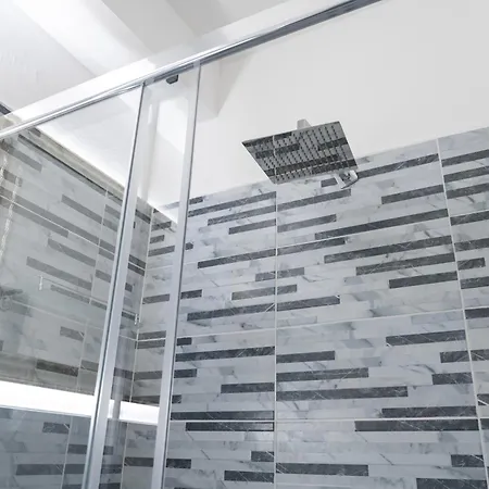 5min From Citta Alta Chic Διαμέρισμα *