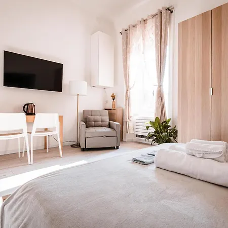 Апартаменти 5min From Citta Alta Chic Бергамо